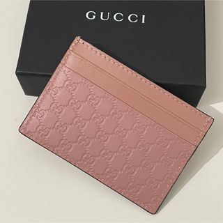 グッチ(Gucci)の新品　GUCCI シマレザー　カードケース　定期入れ　ピンク　箱無し格安(名刺入れ/定期入れ)