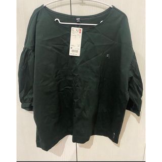 ユニクロ(UNIQLO)のマーセライズコットンギャザースリーブT ユニクロ　カットソー　サイズM(カットソー(長袖/七分))