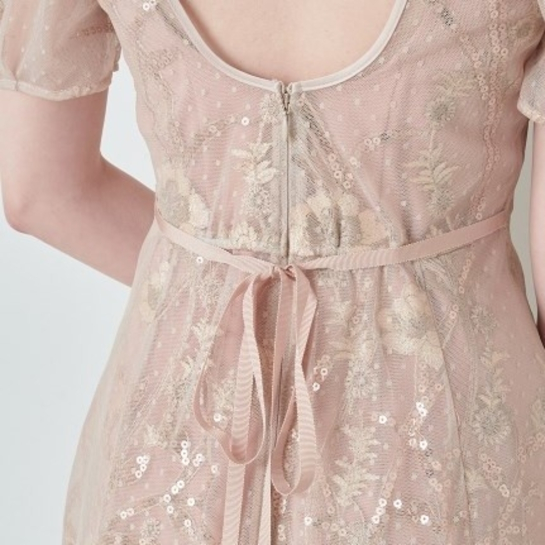 SNIDEL(スナイデル)のTHEDRESSLAB スパンコール刺繍ドレス PBEG 1 (M) レディースのフォーマル/ドレス(ロングドレス)の商品写真