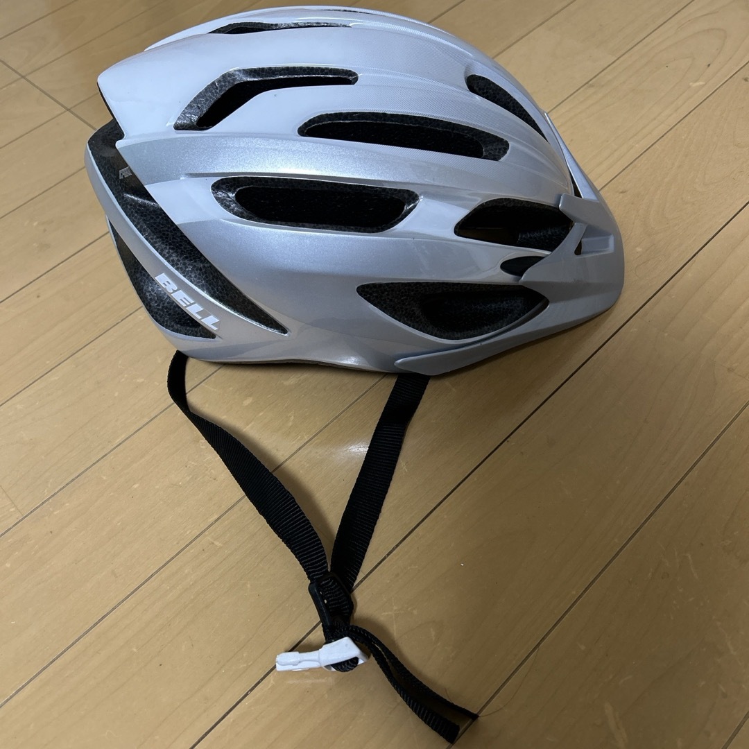 BELL(ベル)のBELL CREST 自転車用ヘルメット スポーツ/アウトドアの自転車(その他)の商品写真