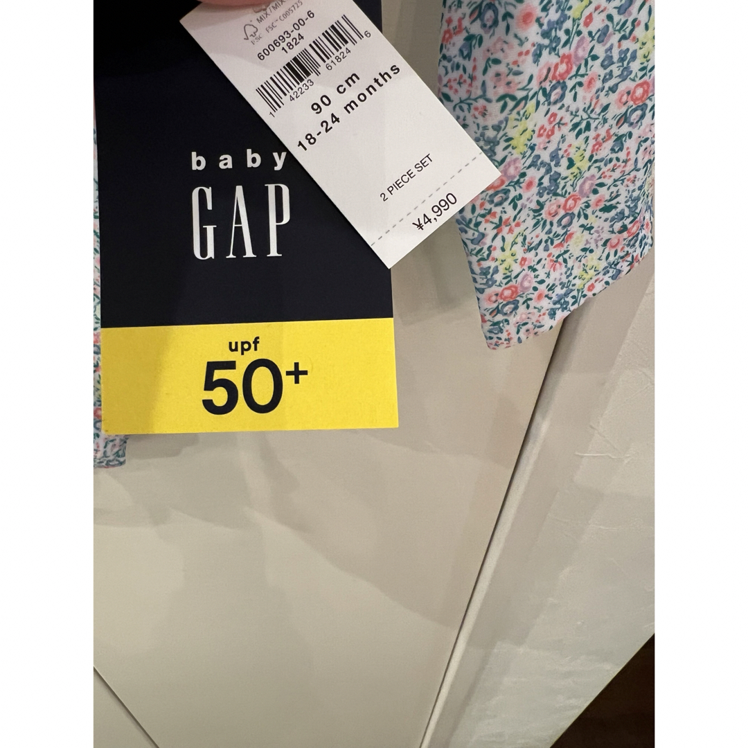 babyGAP(ベビーギャップ)のGAP baby ギャップ　ベビー　水着　スイムウエア キッズ/ベビー/マタニティのキッズ服女の子用(90cm~)(水着)の商品写真