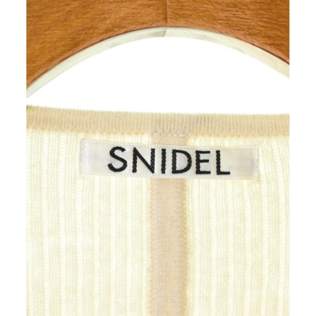 SNIDEL(スナイデル)のSNIDEL スナイデル ワンピース F アイボリー 【古着】【中古】 レディースのワンピース(ひざ丈ワンピース)の商品写真