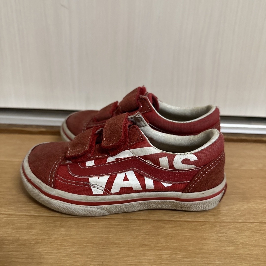 VANS(ヴァンズ)のvans ヴァンズ　キッズスニーカー　レッド　赤　15cm キッズ/ベビー/マタニティのキッズ靴/シューズ(15cm~)(スニーカー)の商品写真