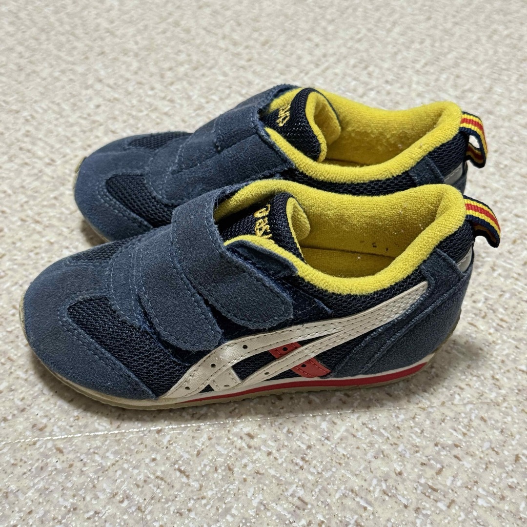 asics(アシックス)のアシックス スニーカー キッズ/ベビー/マタニティのベビー靴/シューズ(~14cm)(スニーカー)の商品写真