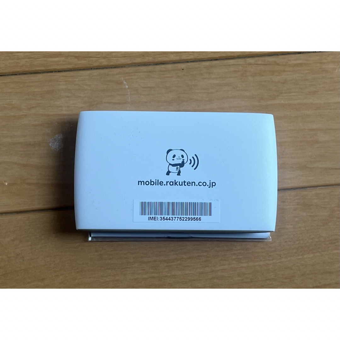 Rakuten WiFi Pocket 2C ホワイト スマホ/家電/カメラのスマホ/家電/カメラ その他(その他)の商品写真