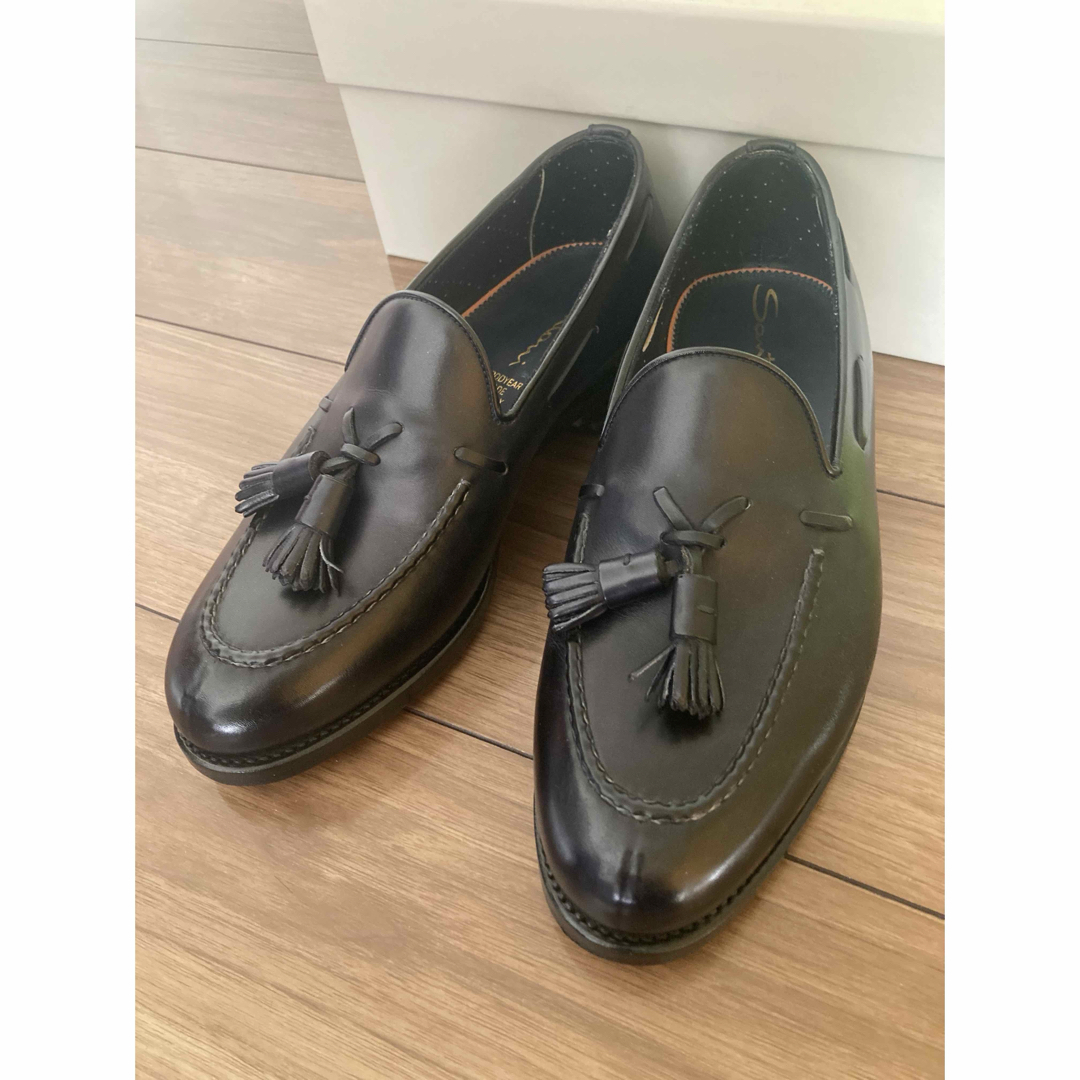 Santoni(サントーニ)の極美品 サントーニ タッセルローファー オールデン クロケット 5.5 グリーン メンズの靴/シューズ(ドレス/ビジネス)の商品写真