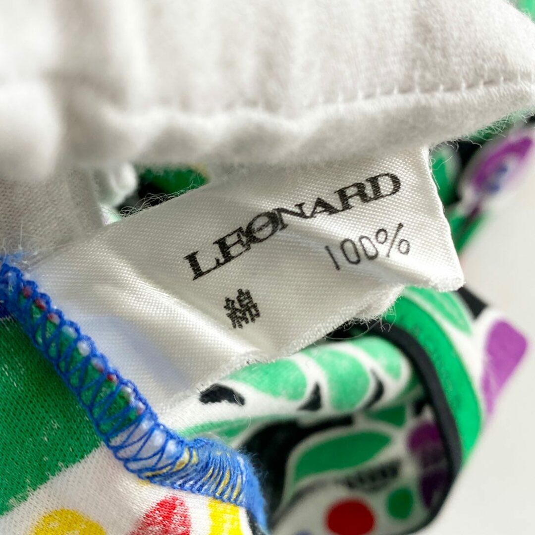 LEONARD(レオナール)の10b5-2 LEONARD レオナール 半袖Tシャツ カットソー L マルチカラー 花柄プリント コットン100％ レディース レディースのトップス(カットソー(半袖/袖なし))の商品写真