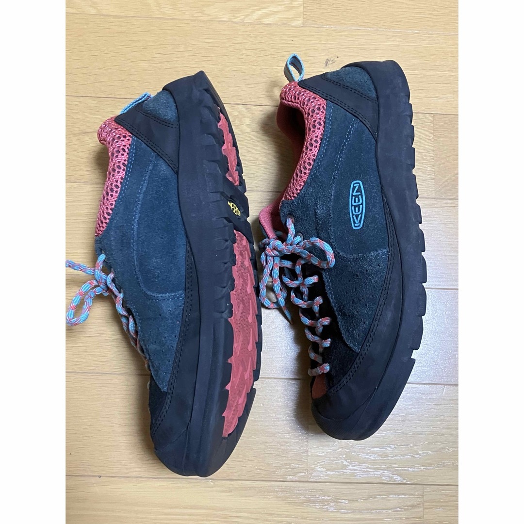 KEEN(キーン)のkeen キーン　ジャスパーロックス　サイズ27.0cm メンズの靴/シューズ(スニーカー)の商品写真