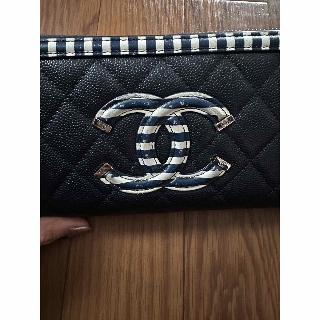 CHANEL(シャネル)のCHANEL長財布ネイビー レディースのファッション小物(財布)の商品写真