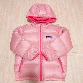 パタゴニア(patagonia)のパタゴニア♡ダウン♡4T♡ピンク♡(ジャケット/上着)