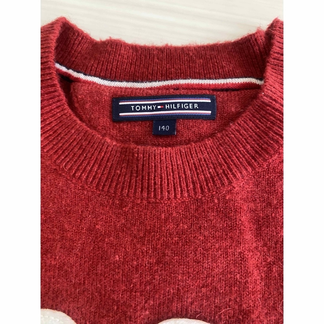 TOMMY HILFIGER(トミーヒルフィガー)の【お値下げしました‼️】TOMMY HILFIGER  赤セーター  140 キッズ/ベビー/マタニティのキッズ服男の子用(90cm~)(ニット)の商品写真