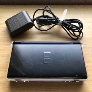 ニンテンドーDS(ニンテンドーDS)の【美品】NintendoDS lite ブラック 充電器付(携帯用ゲーム機本体)