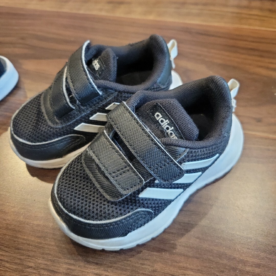 adidas(アディダス)のadidas　スニーカー&サンダル キッズ/ベビー/マタニティのベビー靴/シューズ(~14cm)(スニーカー)の商品写真