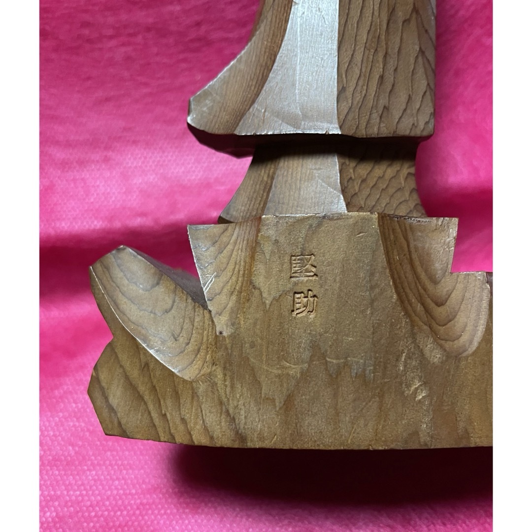 観音像 木彫り 仏像 堅助作 エンタメ/ホビーの美術品/アンティーク(彫刻/オブジェ)の商品写真