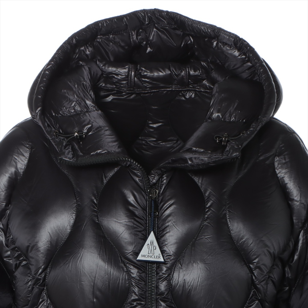 MONCLER(モンクレール)のモンクレール  ナイロン 3 ブラック レディース その他アウター レディースのジャケット/アウター(その他)の商品写真