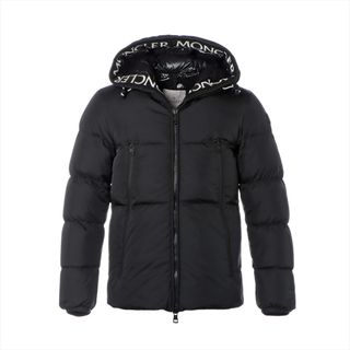 モンクレール(MONCLER)のモンクレール MONTCLA ナイロン  ブラック メンズ その他アウター(その他)