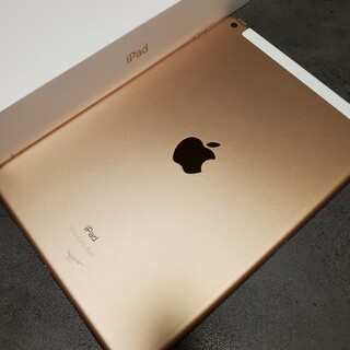 アイパッド(iPad)のAPPLE iPad 第7世代 32GB ゴールド MW6D2J/A　中古(タブレット)