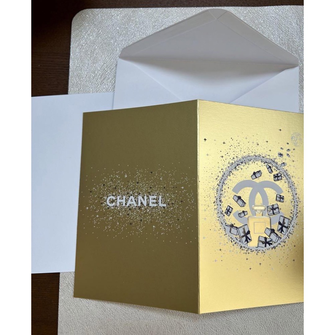 CHANEL(シャネル)のシャネル 2023ホリデーメッセージカード ハンドメイドの文具/ステーショナリー(カード/レター/ラッピング)の商品写真