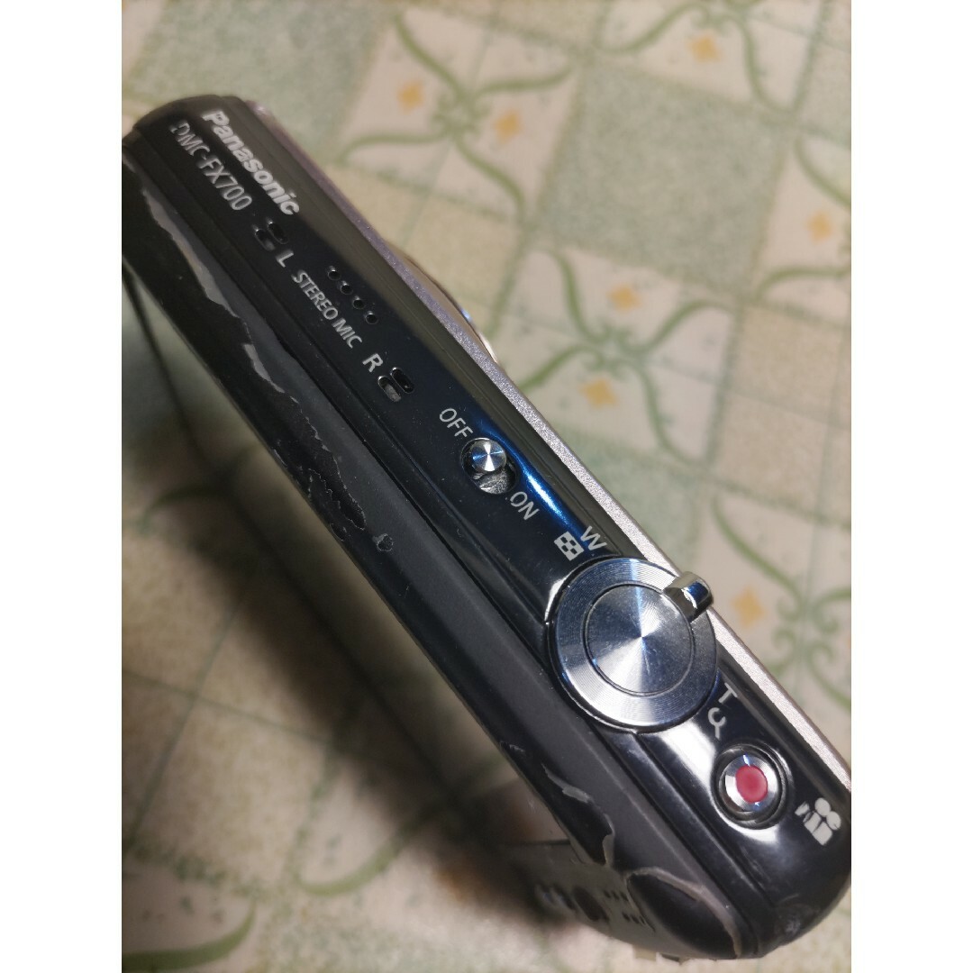 Panasonic(パナソニック)の訳ありPanasonic カメラ LUMIX DMC-FX700 スマホ/家電/カメラのカメラ(コンパクトデジタルカメラ)の商品写真