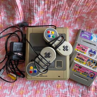 ニンテンドウ(任天堂)のスーパーファミコン本体　セット(家庭用ゲーム機本体)