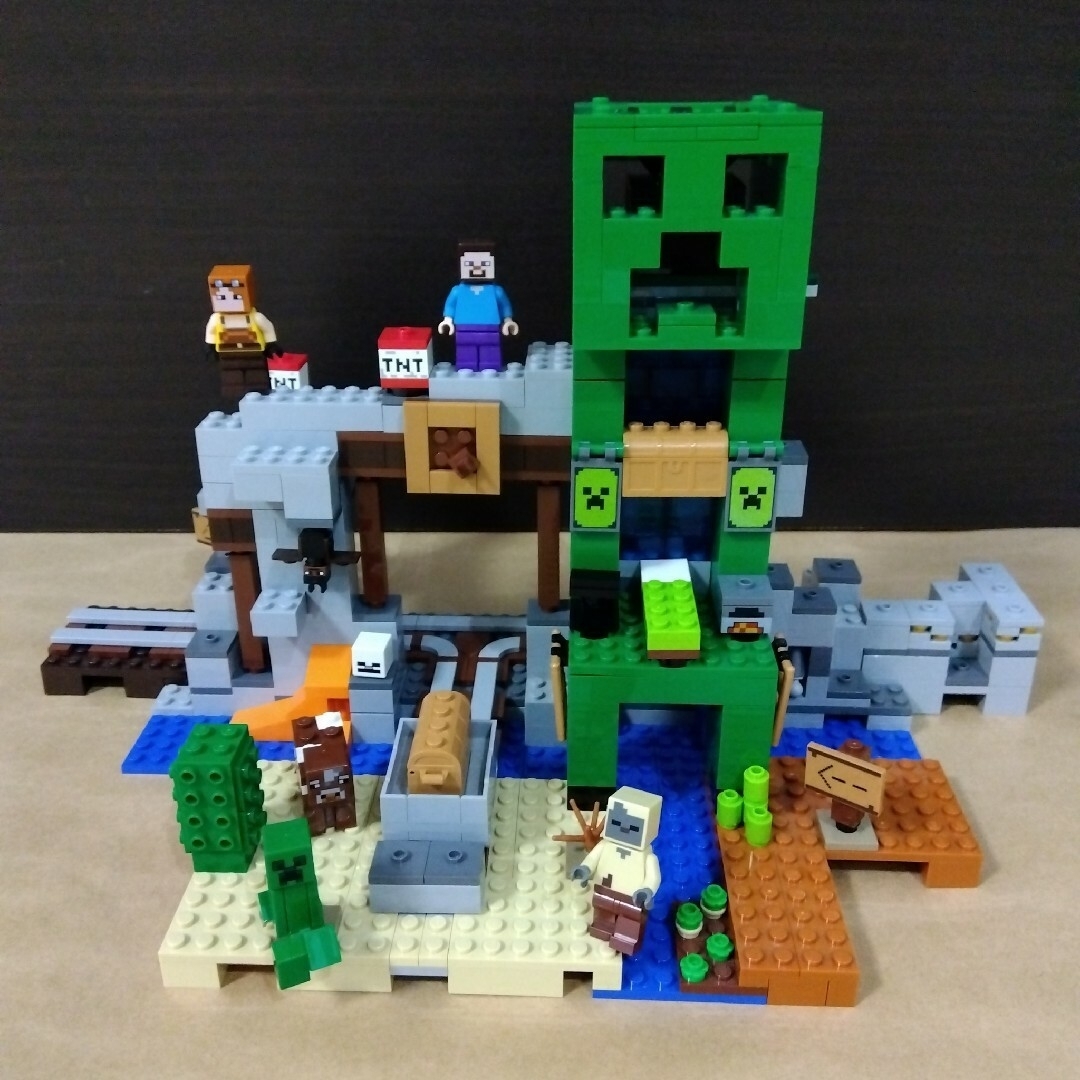 販売新販売 LEGO 21155 レゴ マインクラフト 巨大クリーパー像の鉱山