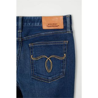 マウジー(moussy)のMOUSSY WF Rebirth embroidery SKINNY(デニム/ジーンズ)