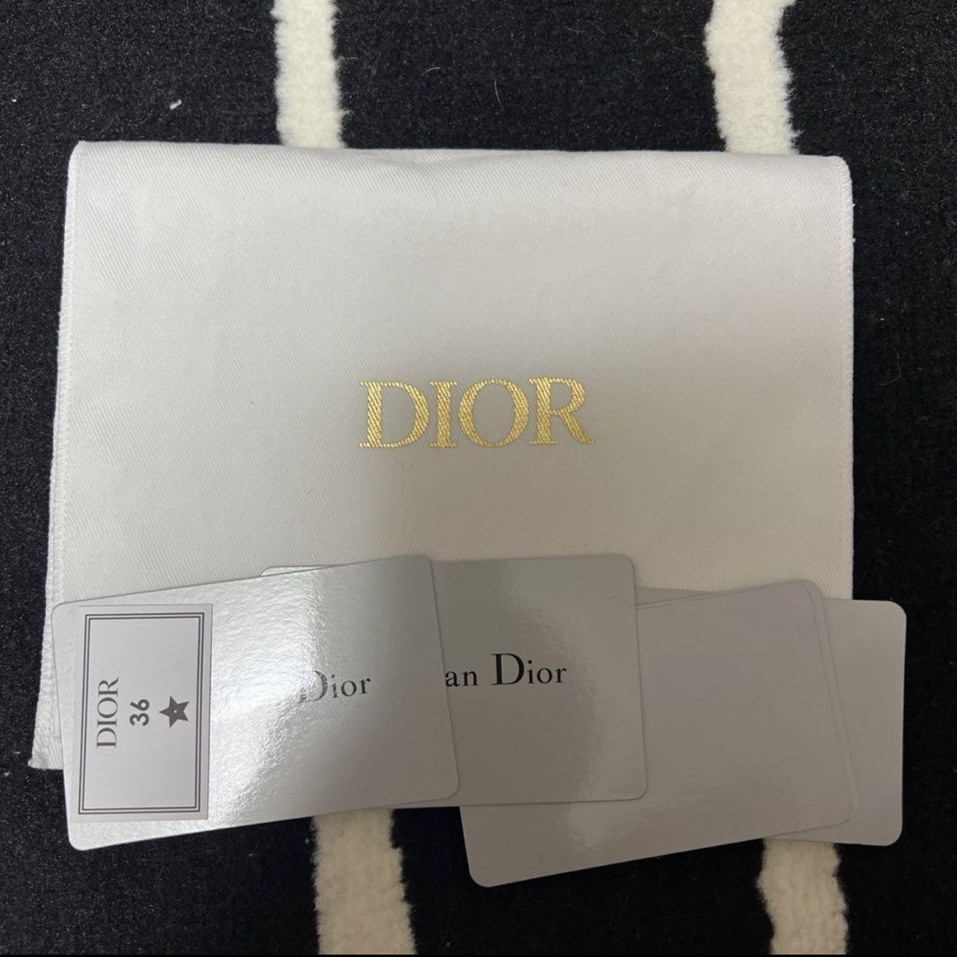 Christian Dior(クリスチャンディオール)のDior ディオール　財布　パスケース　空箱　ショッパー レディースのバッグ(ショップ袋)の商品写真