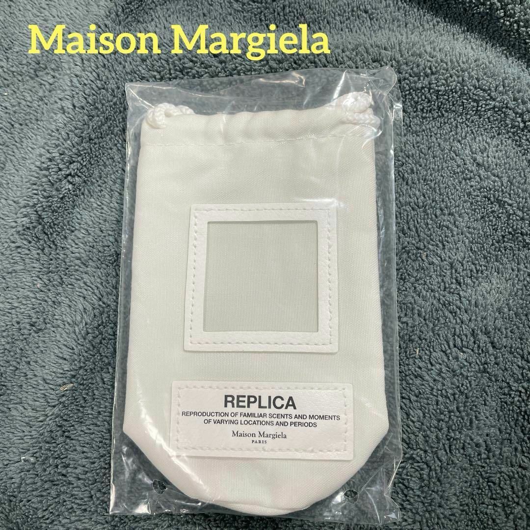 Maison Martin Margiela(マルタンマルジェラ)のMaison Margiela REPLICA 新品 布製ポーチ レディースのバッグ(ショップ袋)の商品写真