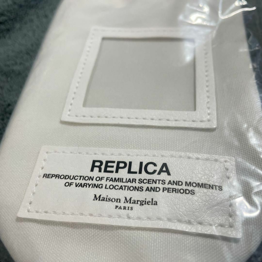 Maison Martin Margiela(マルタンマルジェラ)のMaison Margiela REPLICA 新品 布製ポーチ レディースのバッグ(ショップ袋)の商品写真