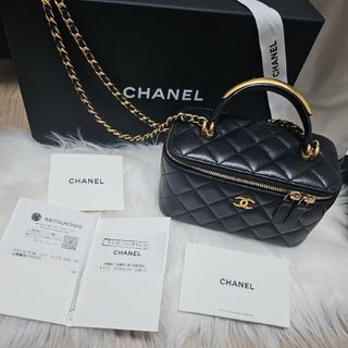 CHANEL - CHANELアイコンラインアクセサリーポーチ 値下げの通販 by ...