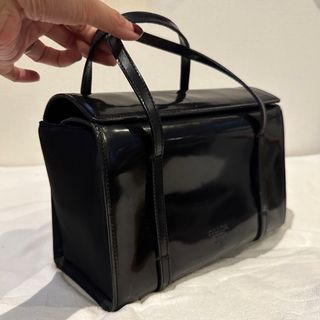 プラダ(PRADA)のPRADA黒エナメルxナイロンスクエアバッグ(ハンドバッグ)