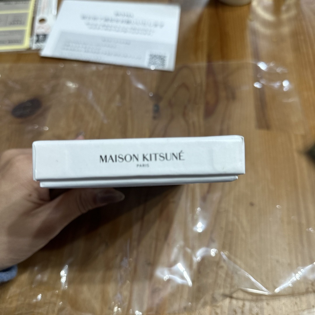 MAISON KITSUNE'(メゾンキツネ)のMAISON KITSUNE iPhone12ケース スマホ/家電/カメラのスマホアクセサリー(iPhoneケース)の商品写真