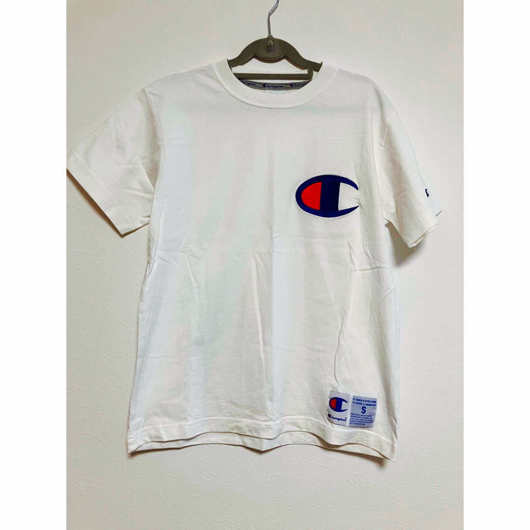 Champion(チャンピオン)のTシャツ　チャンピオン　ユニセックス　トップス　半袖 レディースのトップス(Tシャツ(半袖/袖なし))の商品写真