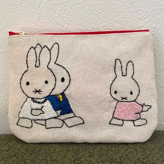 ミッフィー(miffy)のSALE⭐️ミッフィー刺繍 ぺたんこポーチ(ポーチ)