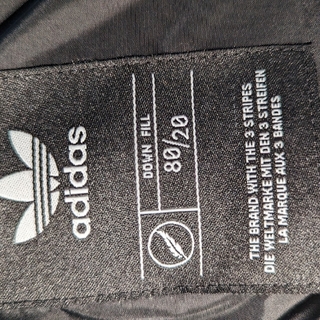 アディダス(adidas)のアディダスダウンジャケット(ダウンジャケット)