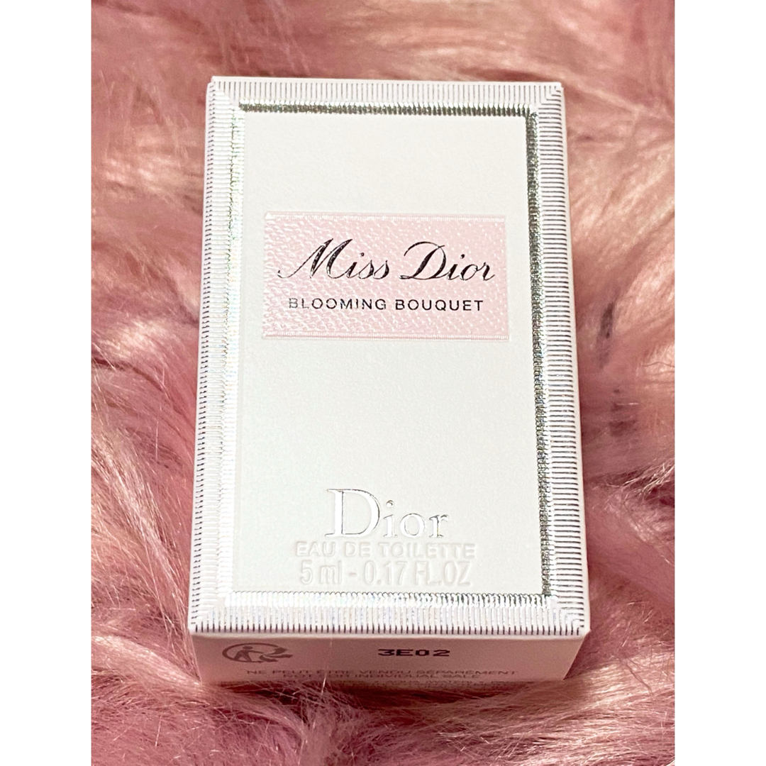 Christian Dior(クリスチャンディオール)の新品 ディオール ミス ディオール ブルーミング ブーケ オードゥトワレ 5ml コスメ/美容の香水(香水(女性用))の商品写真