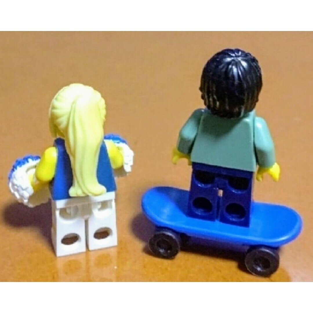 Lego(レゴ)のレゴ★シティ チアリーダー＆ボーダー 人気 廃番 激レア エンタメ/ホビーのおもちゃ/ぬいぐるみ(キャラクターグッズ)の商品写真
