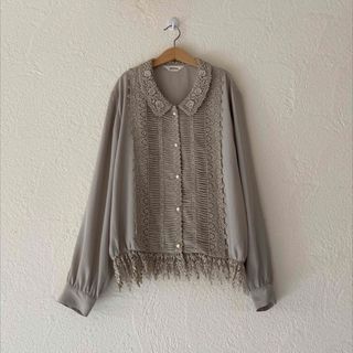 グリモワール(Grimoire)のvintageヴィンテージレトロ古着レース刺繍飾りクラシカル豪華ブラウス(シャツ/ブラウス(長袖/七分))