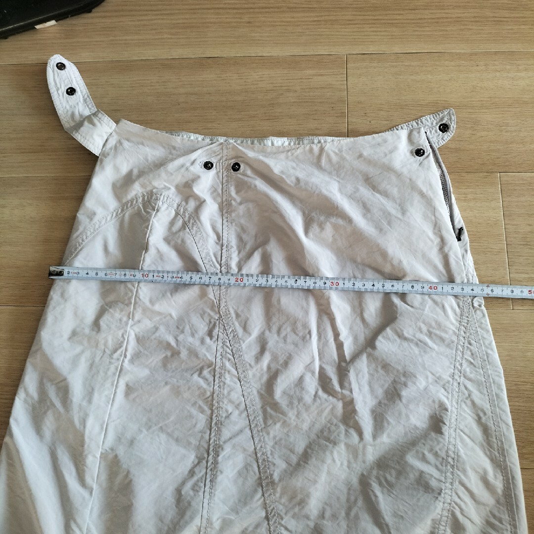 VICTORINOX(ビクトリノックス)のレディース スカート レディースのスカート(ひざ丈スカート)の商品写真