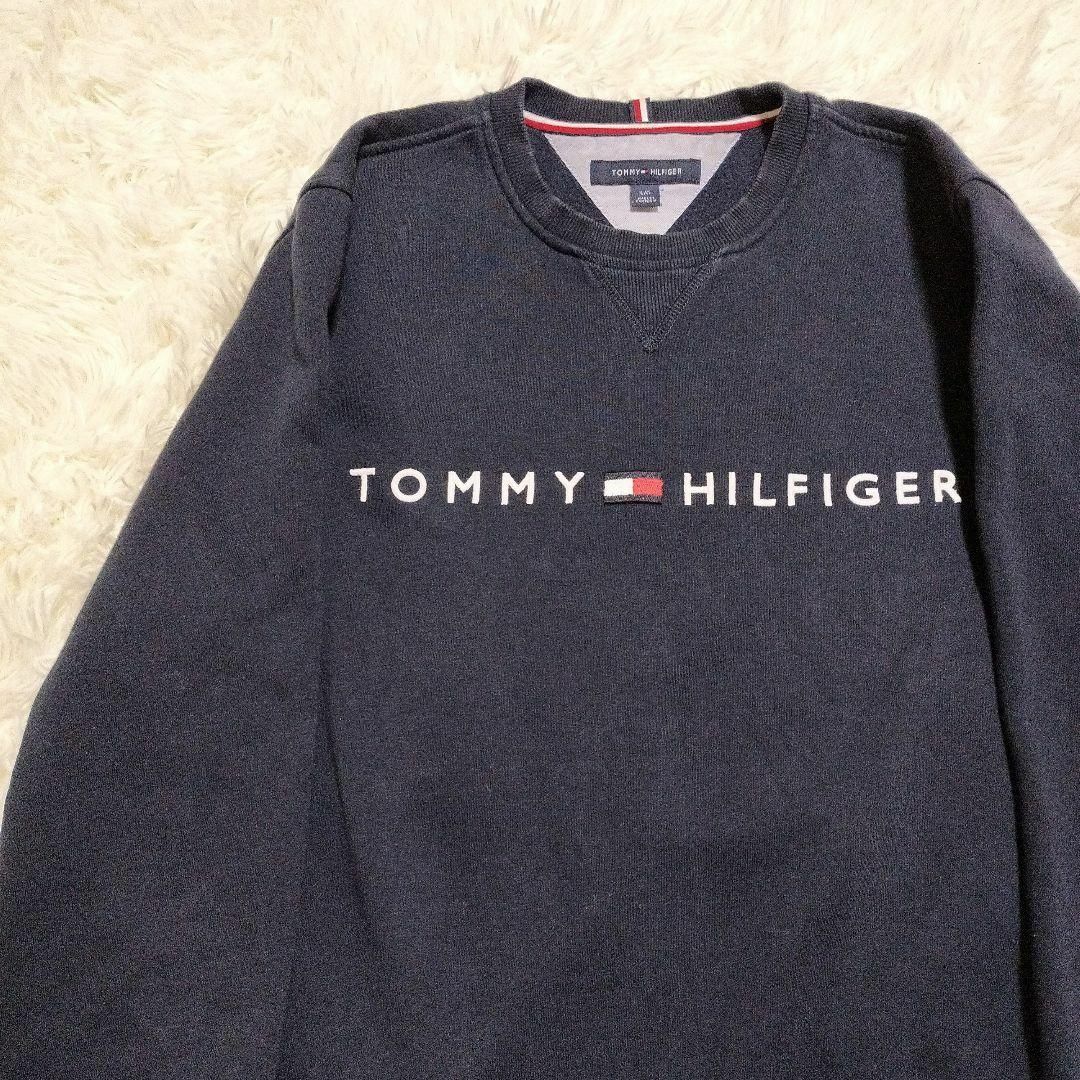 TOMMY HILFIGER(トミーヒルフィガー)の85 トミーヒルフィガー 刺繍ロゴ 刺繍ネームデザイン Lサイズ スウェット メンズのトップス(スウェット)の商品写真