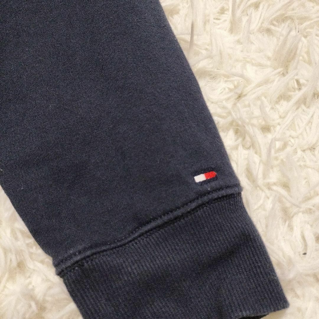 TOMMY HILFIGER(トミーヒルフィガー)の85 トミーヒルフィガー 刺繍ロゴ 刺繍ネームデザイン Lサイズ スウェット メンズのトップス(スウェット)の商品写真