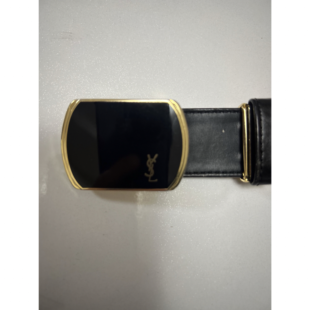 Yves Saint Laurent(イヴサンローラン)のイブサンローラン　黒　バックル　ベルト メンズのファッション小物(ベルト)の商品写真