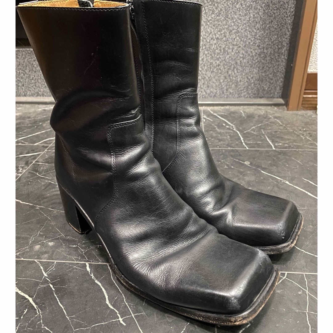 JOHN LAWRENCE SULLIVAN(ジョンローレンスサリバン)のジョンローレンスサリバン スクエアトゥブーツ　Square toe boots メンズの靴/シューズ(ブーツ)の商品写真