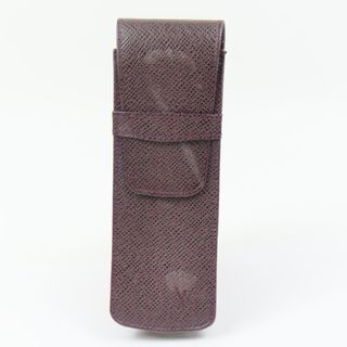 ルイヴィトン(LOUIS VUITTON)のLOUIS VUITTON ルイヴィトン 筆箱 筆記用具 タイガ ペンケース レザー アカジュー ユニセックス【中古】(ペンケース/筆箱)