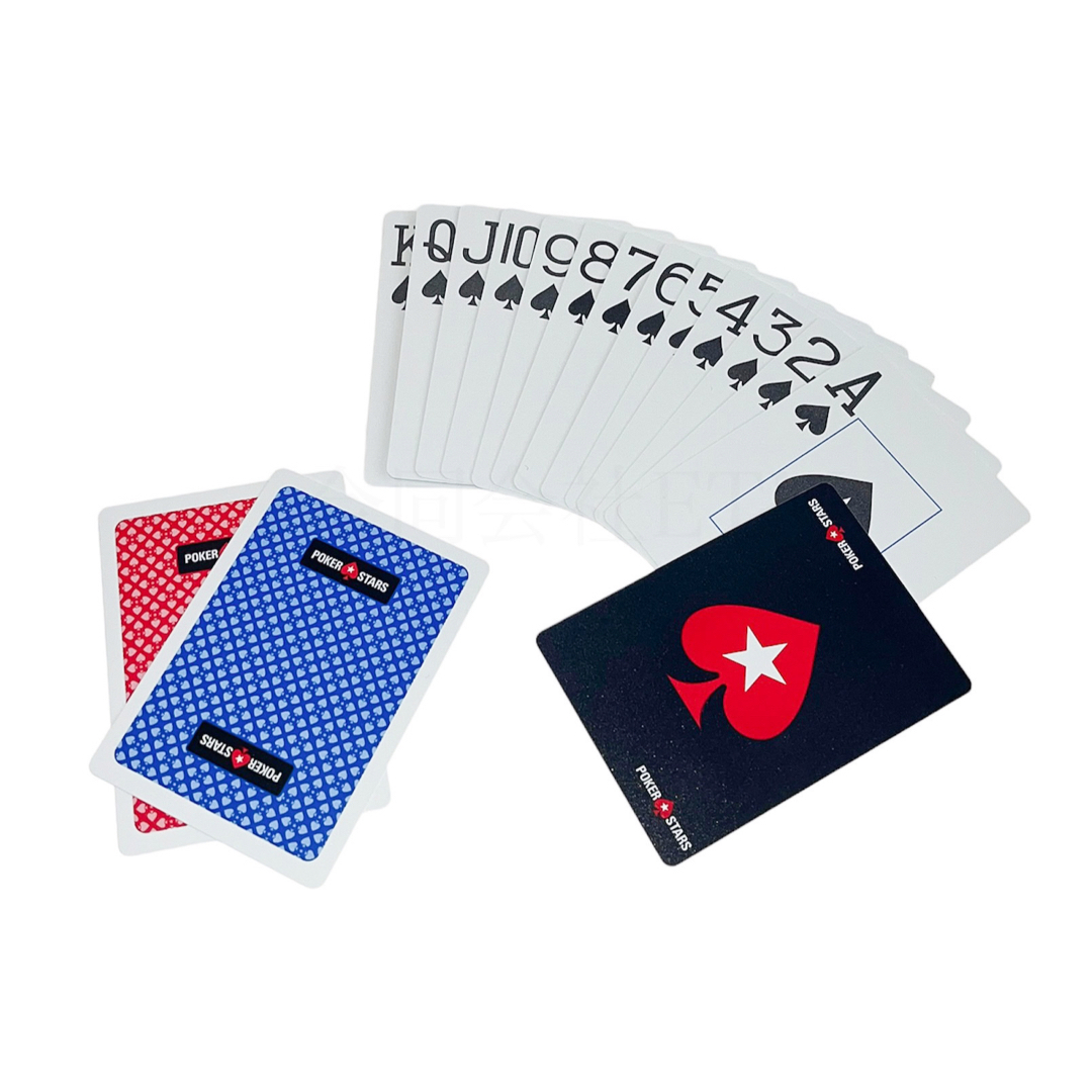 新品未開封 Poker Stars トランプ　赤・青セット エンタメ/ホビーのテーブルゲーム/ホビー(トランプ/UNO)の商品写真