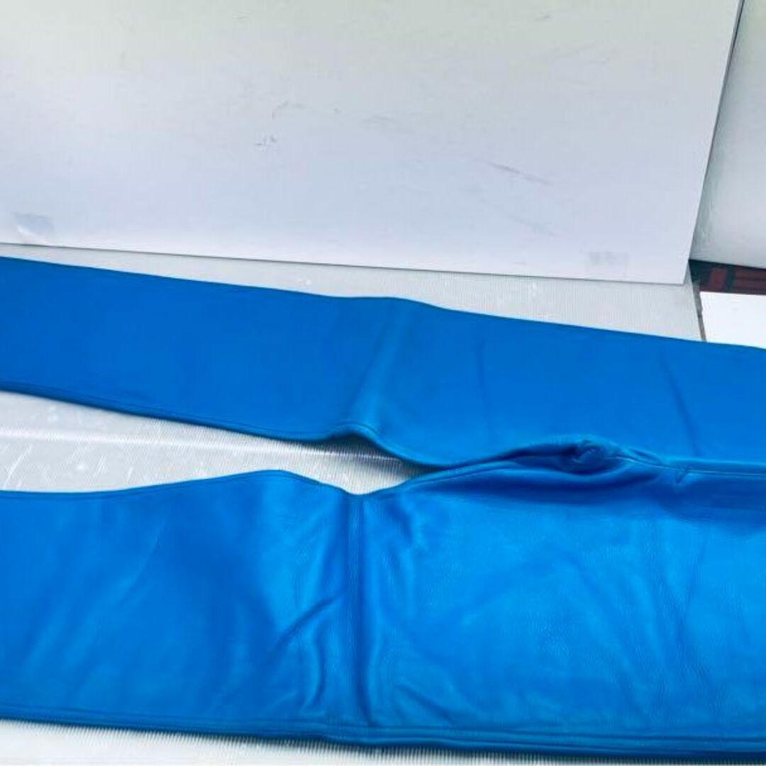 レザーパンツ 革パンツ 牛本革 XLサイズ【新品未使用】SC 鮮やかな青色です