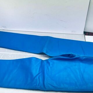 レザーパンツ 革パンツ 牛本革 XLサイズ【新品未使用】SC 鮮やかな青色です(装備/装具)