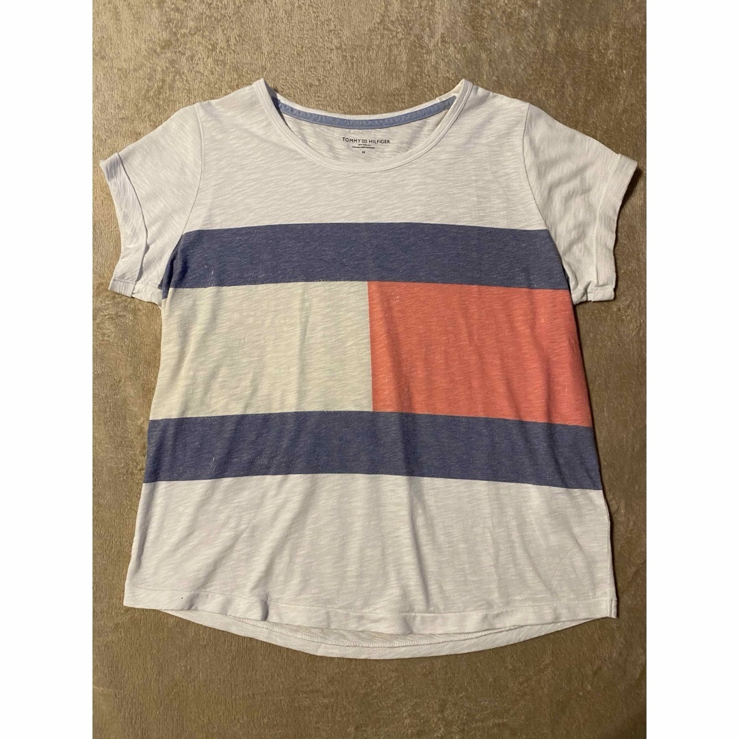 TOMMY HILFIGER(トミーヒルフィガー)のトミーヒルフィガー　Tシャツ レディースのトップス(Tシャツ(半袖/袖なし))の商品写真