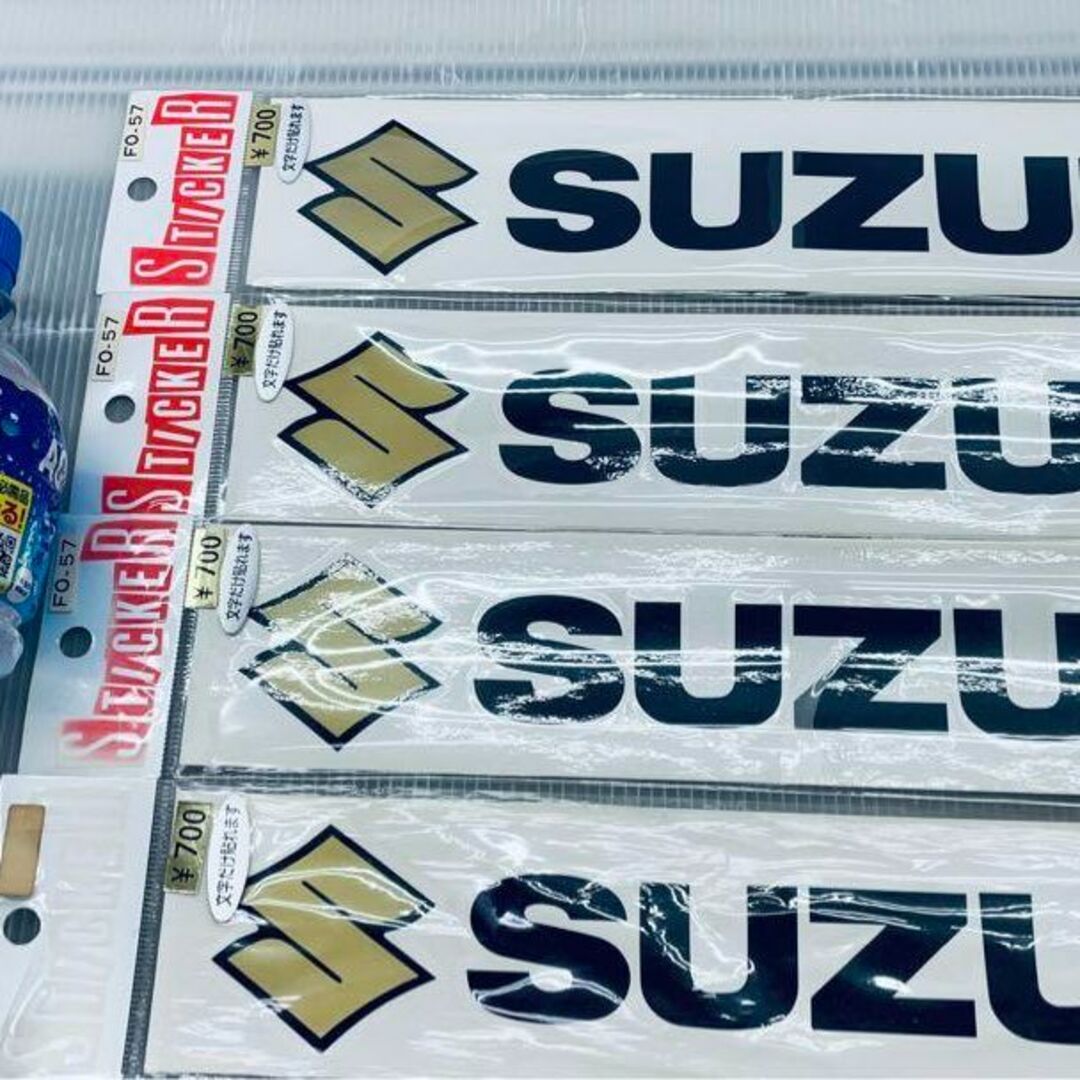 ステッカー SUZUKI スズキ ×4 【新品未使用】 FO-57 自動車/バイクのバイク(ステッカー)の商品写真
