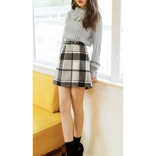 グレイル(GRL)の2月5日購入品ベルト付きシャギーチェック台形スカート(ミニスカート)